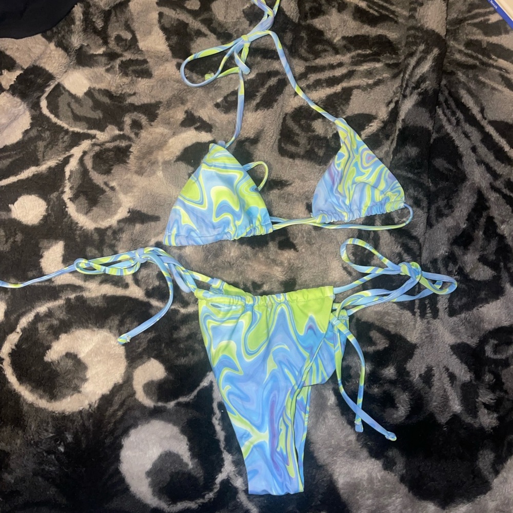 Women's bikini